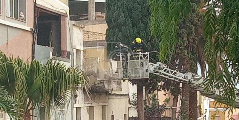 Imagen de la intervención de los bomberos/Benito Zurita.
